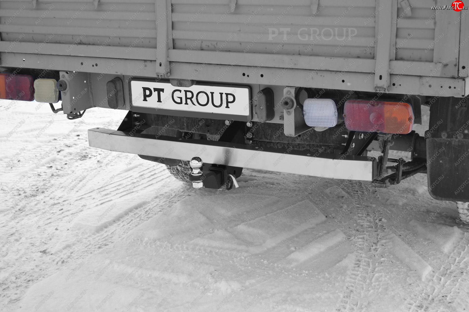 17 449 р. Фаркоп Petroil Tuning (съемный квадрат) Уаз Профи 23602 бортовой грузовик 4 дв. (2017-2024) (Без заглушки )