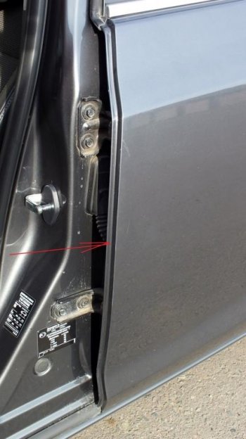 Уплотнитель дверной вертикальный универсальный Audi A8 (D4) 3-е поколение дорестайлинг, седан (2009-2013) РКИ-19 (длина 1-ого упл., 114 см.).Цена: 679 р.. Увеличить фотографию 7