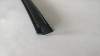 Универсальный уплотнитель KIA Sorento (UM/Prime) 3 поколение дорестайлинг (2014-2018) FlexLine (8 mm U-LIP, 1 погонный метр).Цена: 259 р.. Увеличить фотографию 1