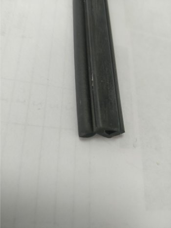 Универсальный уплотнитель (подложка) ВАЗ (Лада) Ока 1111 (1988-2008) FlexLine (13 mm, 1 погонный метр).Цена: 249 р.. Увеличить фотографию 3
