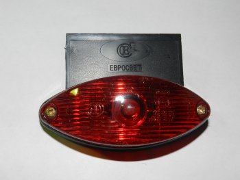 Фонарь контурный задний Евросвет ГФ 2 (LED и лампа 5 Вт, красный с кронштейном) Volvo FH 13 (2013-2024)