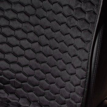 Комплект накидок на сиденья Hyundai Solaris RB дорестайлинг седан  (2010-2014) Lord Autofashion Тейлор (велюр, 2 места). (Чёрный 800)Цена: 3 349 р.. Увеличить фотографию 2