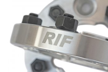 Адаптер-проставка со шпильками РИФ (2 шт.) 30.0 мм 