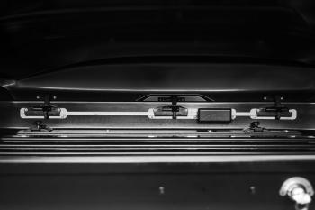 23 599 р. Багажный бокс (310 л 150х76х35 см, двусторонний) LUX IRBIS 150 Mitsubishi Pajero 4 V90 2-ой рестайлинг (2014-2020) (серый матовый). Увеличить фотографию 12