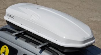 Багажный бокс Hyundai Solaris RB дорестайлинг седан  (2010-2014) Yuago Antares (580 л, еврозамок - одностороннее открывание, тиснение). (Белый)Цена: 24 399 р.. Увеличить фотографию 5