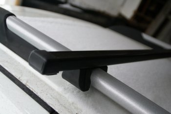 1 599 р. Комплект поперечин для рейлингов АвтоТК v1 Toyota Camry XV40 дорестайлинг (2006-2008) (Цвет: чёрный (стальные), Длина: 1300мм). Увеличить фотографию 4