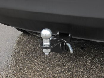 8 399 р. Фаркоп Petroil Tuning (съемный квадрат) Datsun on-DO рестайлинг (2019-2024) (Без заглушки ). Увеличить фотографию 2