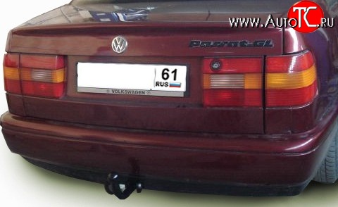 4 499 р. Фаркоп Лидер Плюс Volkswagen Passat B4 универсал (1993-1996) (Без электропакета)