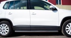 14 849 р. Защита порогов из круглой трубы диаметром 63 мм (Track & Field) Russtal  Volkswagen Tiguan  NF (2011-2017) (Защита порогов с со скосами на торцах (вариант 1)). Увеличить фотографию 4