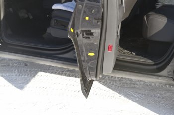2 869 р. Накладки на внутренние пороги дверей RA Volkswagen Touareg GP рестайлинг (2006-2010). Увеличить фотографию 1
