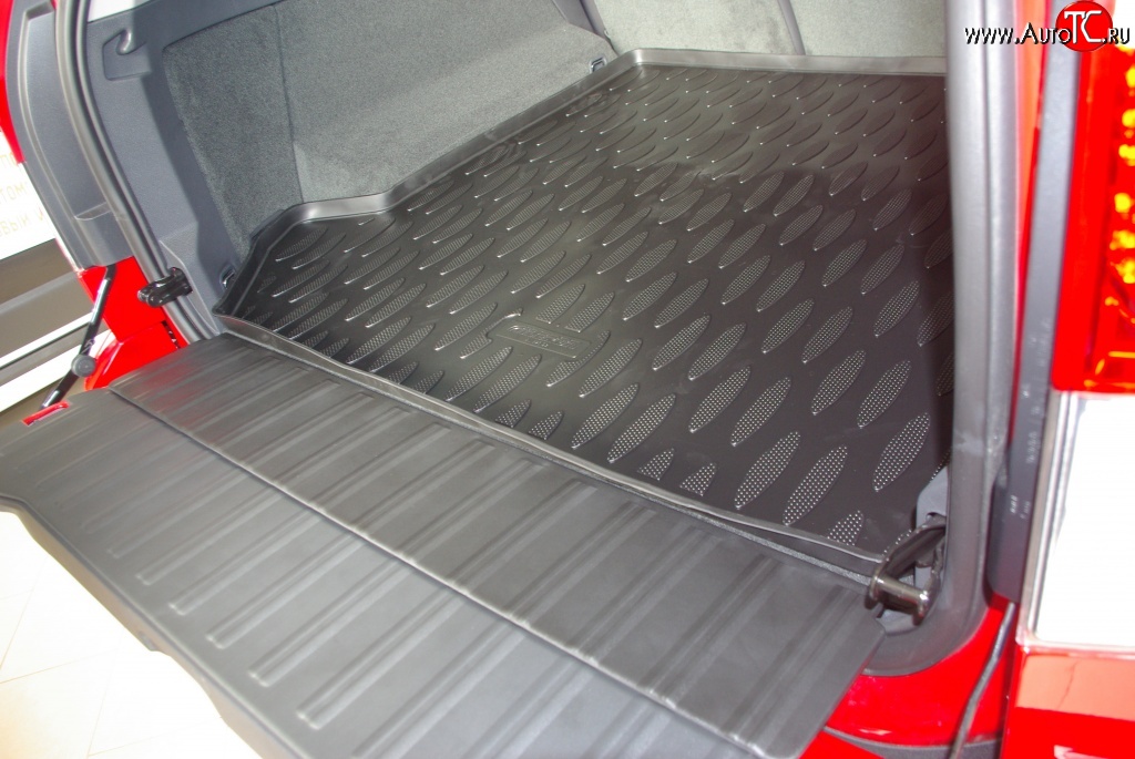 1 399 р. Коврик в багажник (5 мест) Aileron (полиуретан)  Volvo XC90  C (2002-2014)